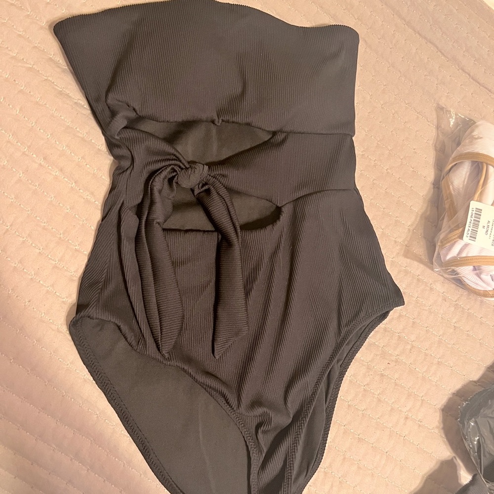 Aerie Ribbed Wrap Strapless One Piece Swimsuit